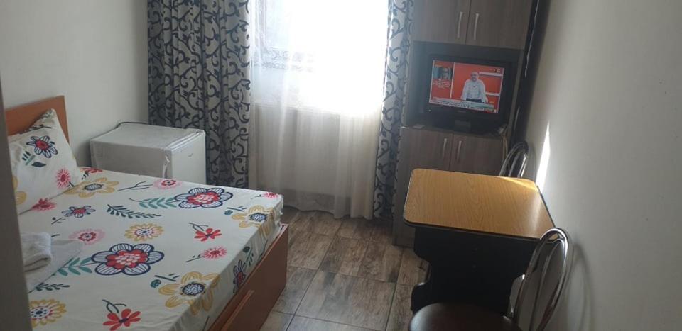 Appartamento Garsoniera Buzău Esterno foto