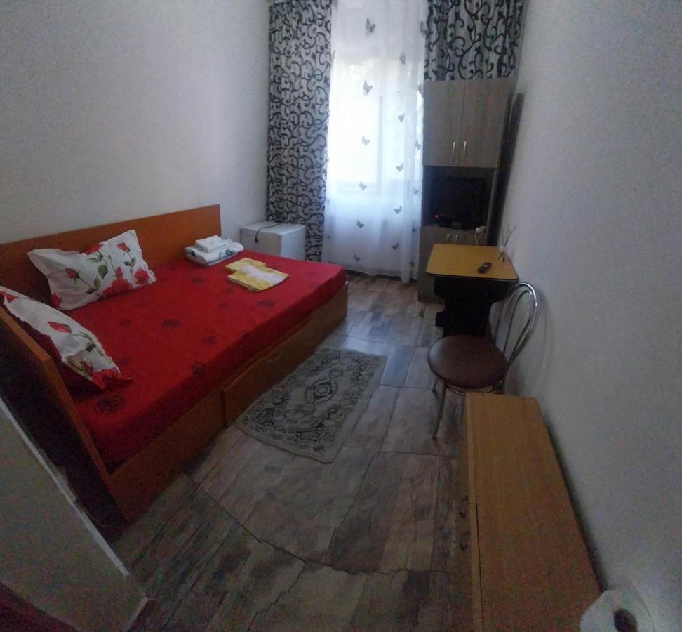 Appartamento Garsoniera Buzău Esterno foto